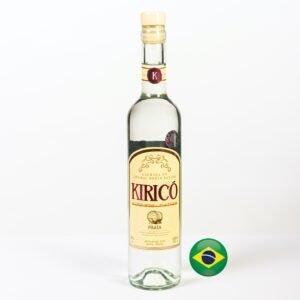 Cachaça Kirico 50cl fundo branco Brasil